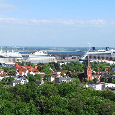 Ferienwohnung Warnemuende Am Kurpark 로스토크 외부 사진