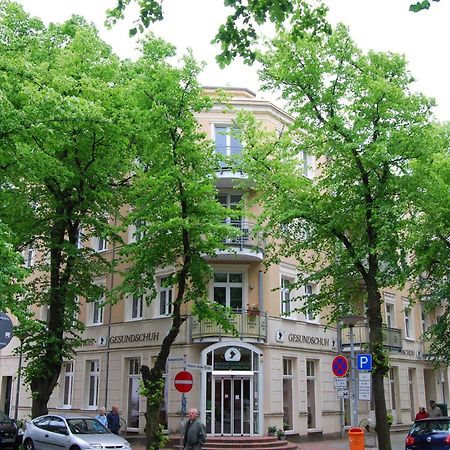 Ferienwohnung Warnemuende Am Kurpark 로스토크 외부 사진