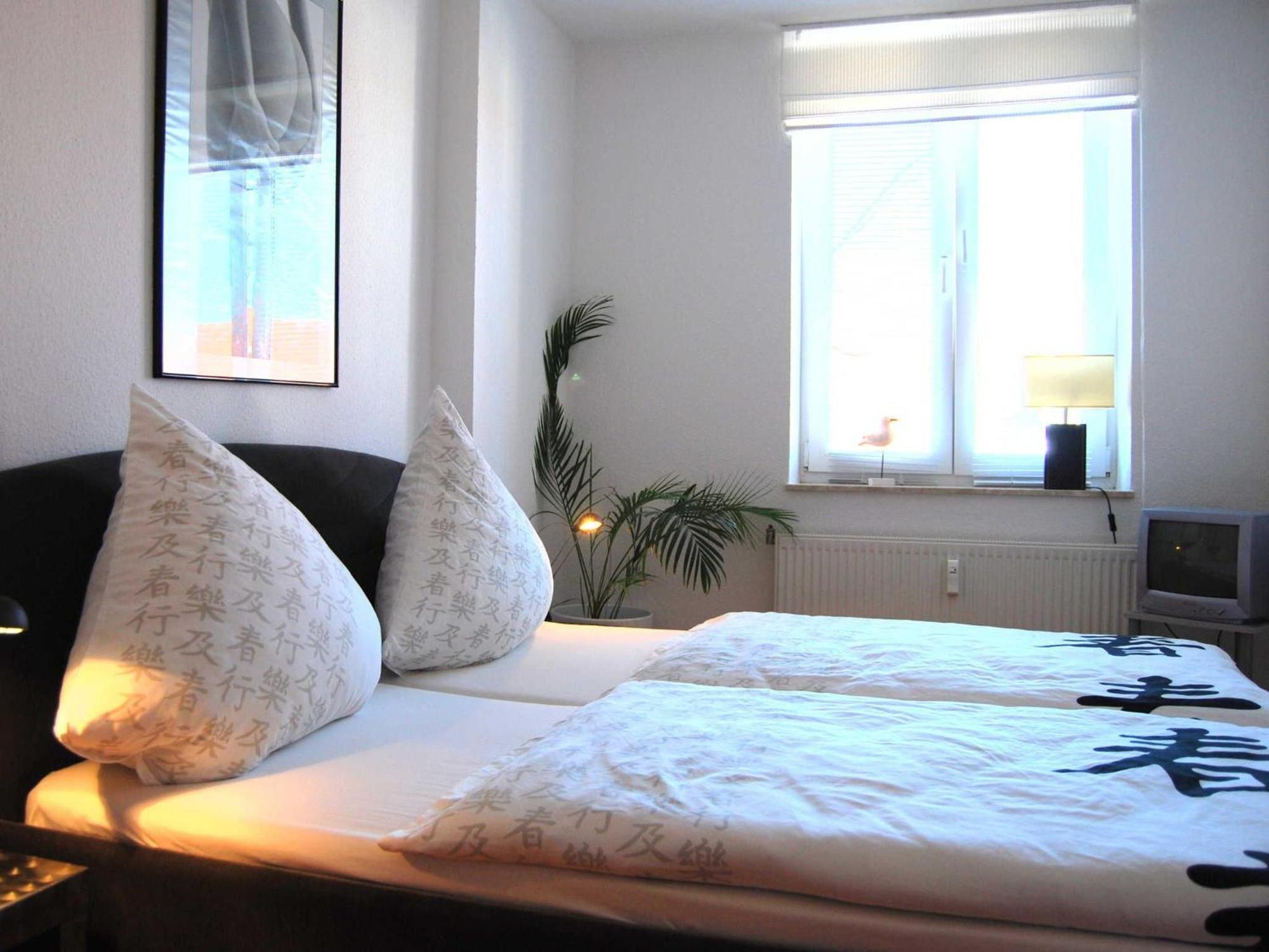 Ferienwohnung Warnemuende Am Kurpark 로스토크 외부 사진